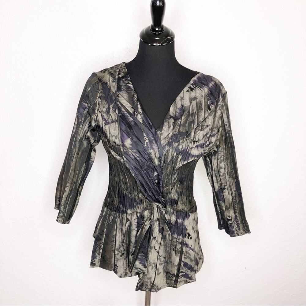 Babette San Francisco gray taupe black metallic twisted front top size Small